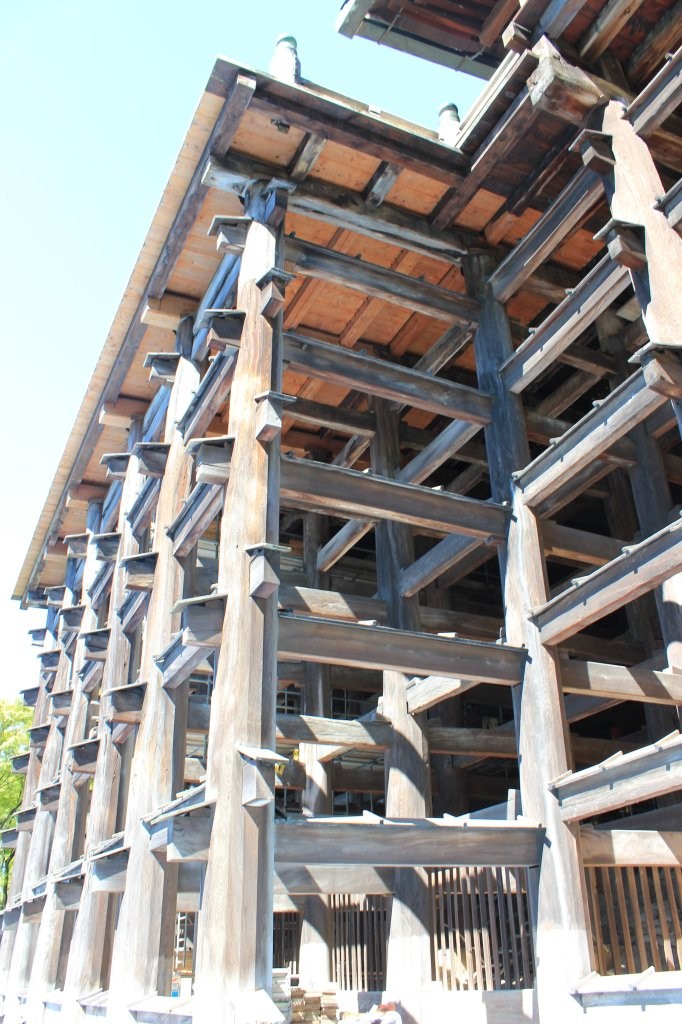 清水寺の舞台補強